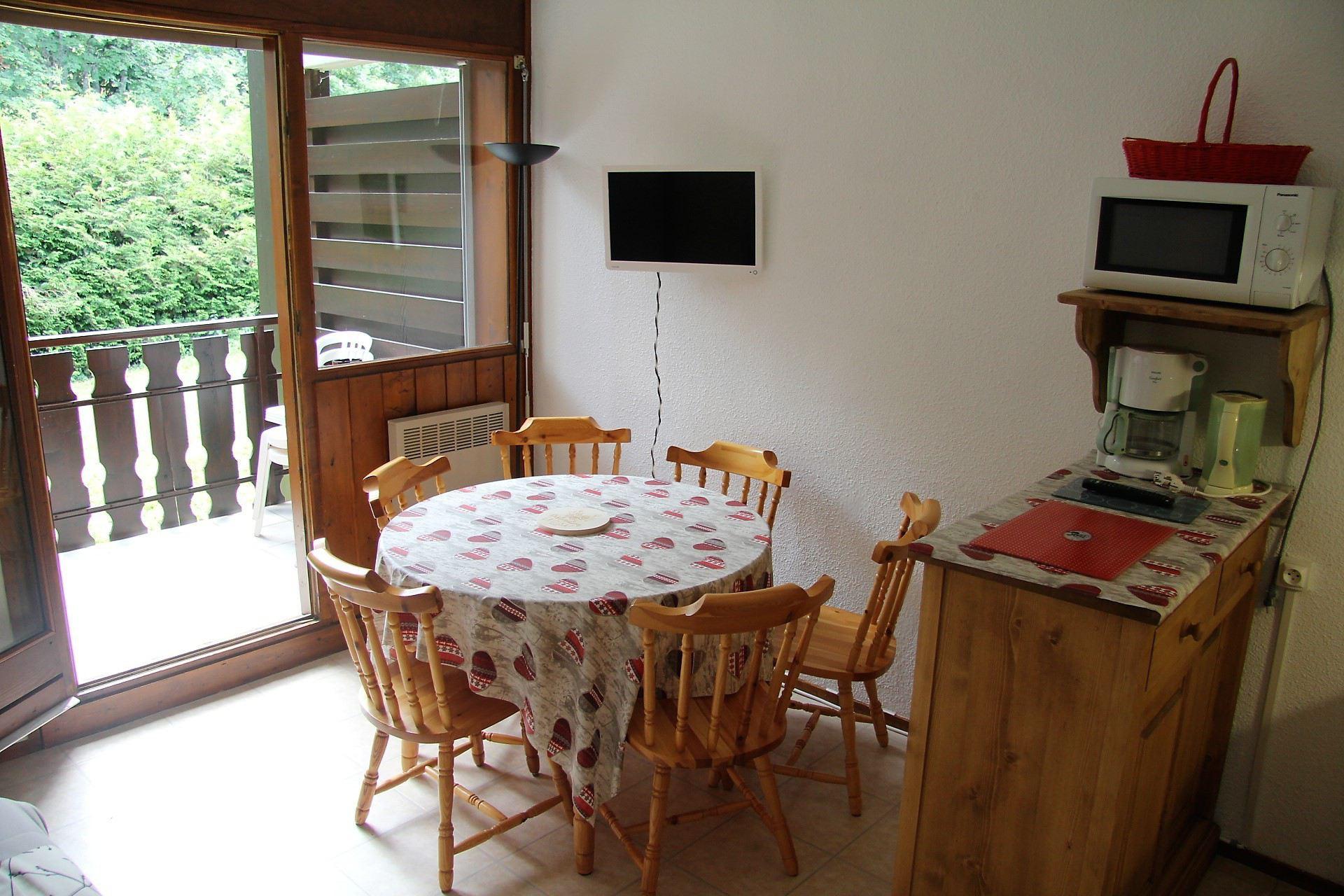 location-appartement-La-Clusaz-6-personnes-1997-4-Alpissime