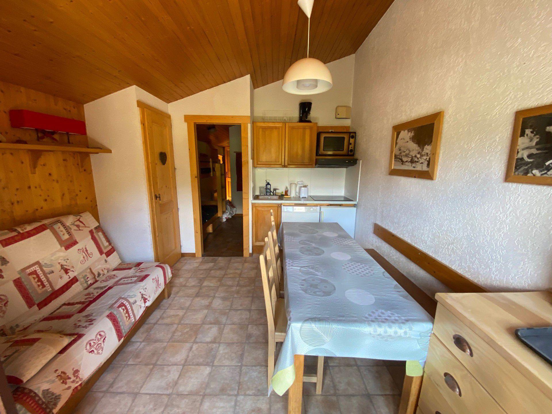 location-appartement-La-Clusaz-6-personnes-2020-3-Alpissime