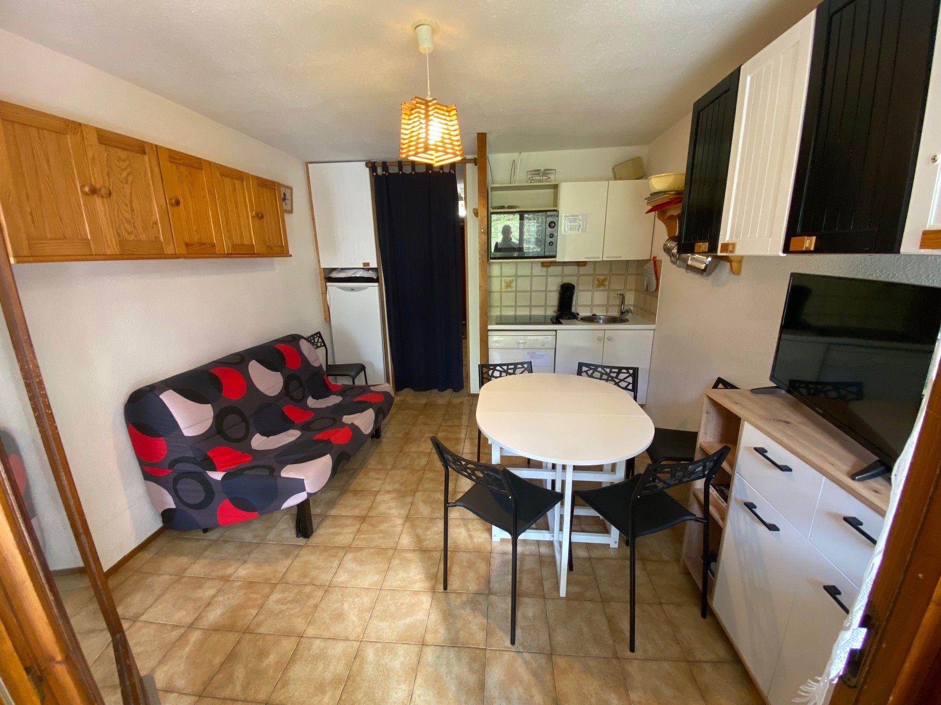 location-appartement-La-Clusaz-6-personnes-2021-3-Alpissime