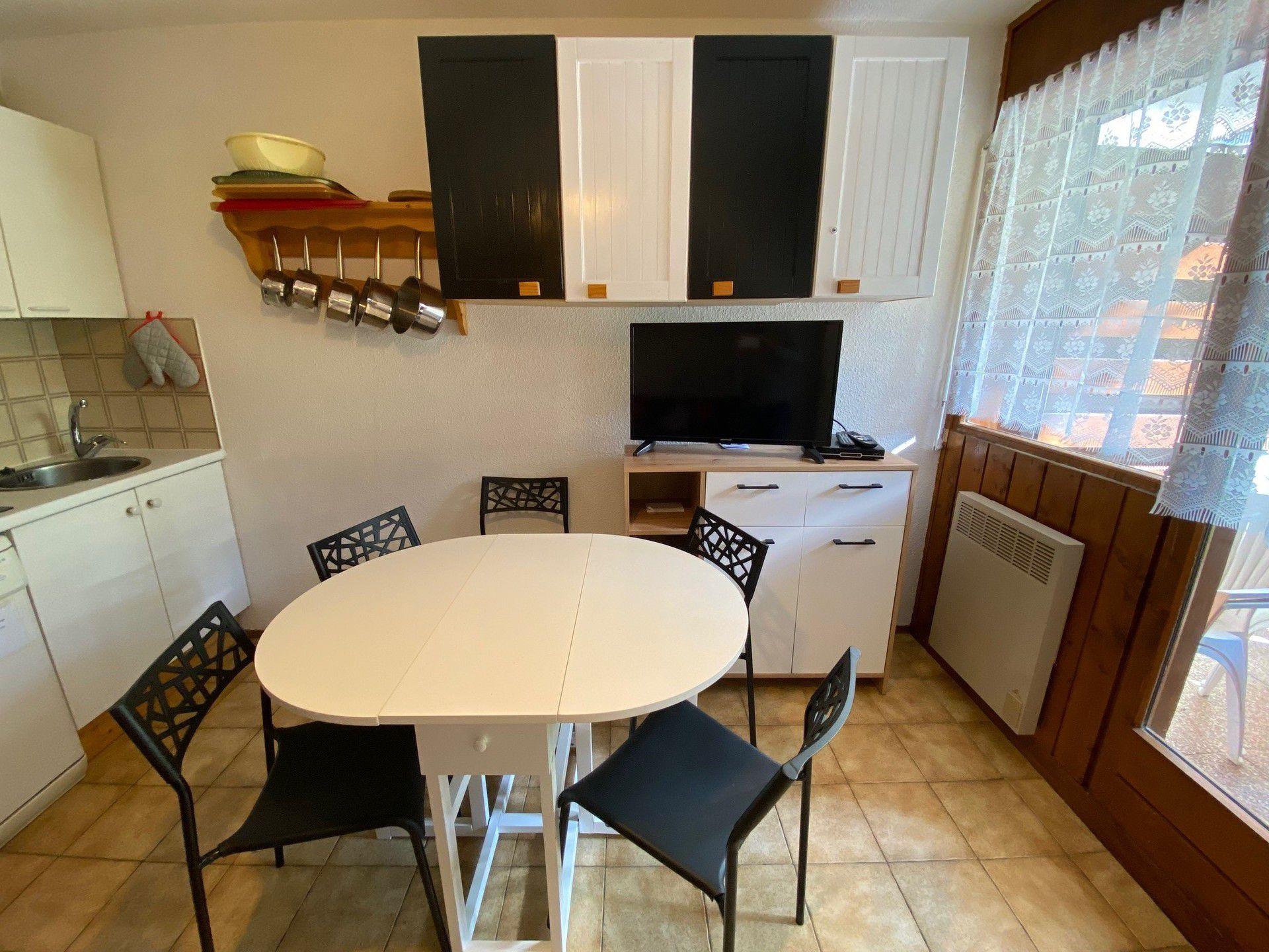location-appartement-La-Clusaz-6-personnes-2021-5-Alpissime