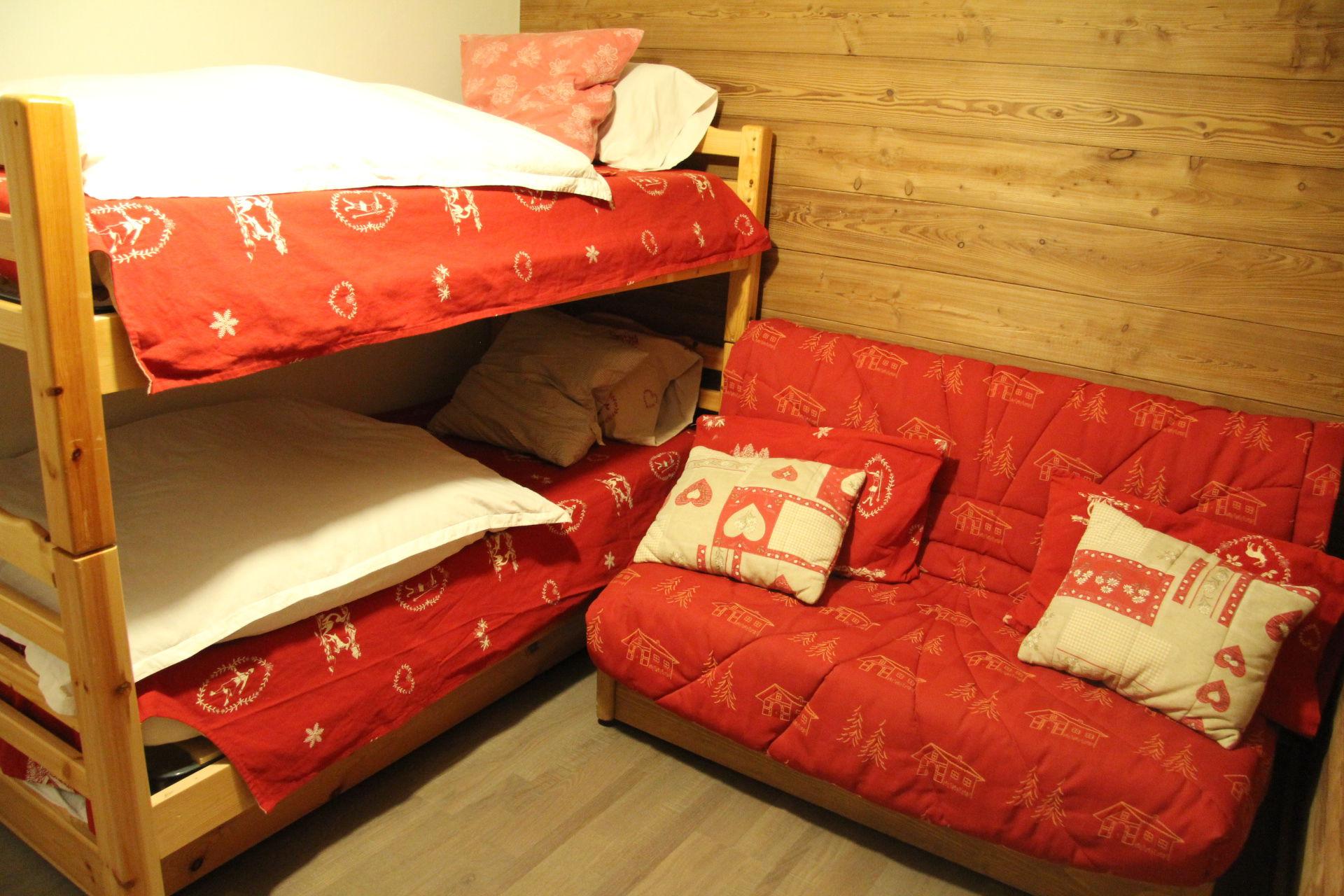 location-chalet-La-Clusaz-8-personnes-2198-5-Alpissime