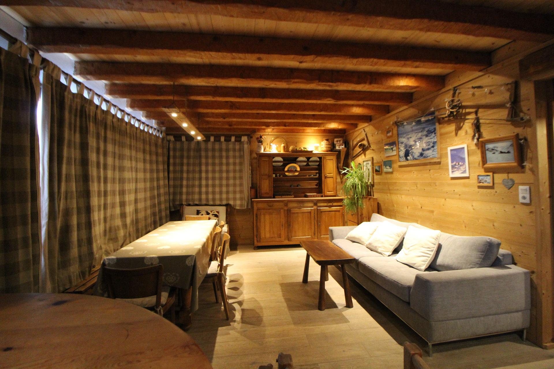 location-chalet-Tignes-1550-Les-Brévières-8-personnes-2240-2-Alpissime