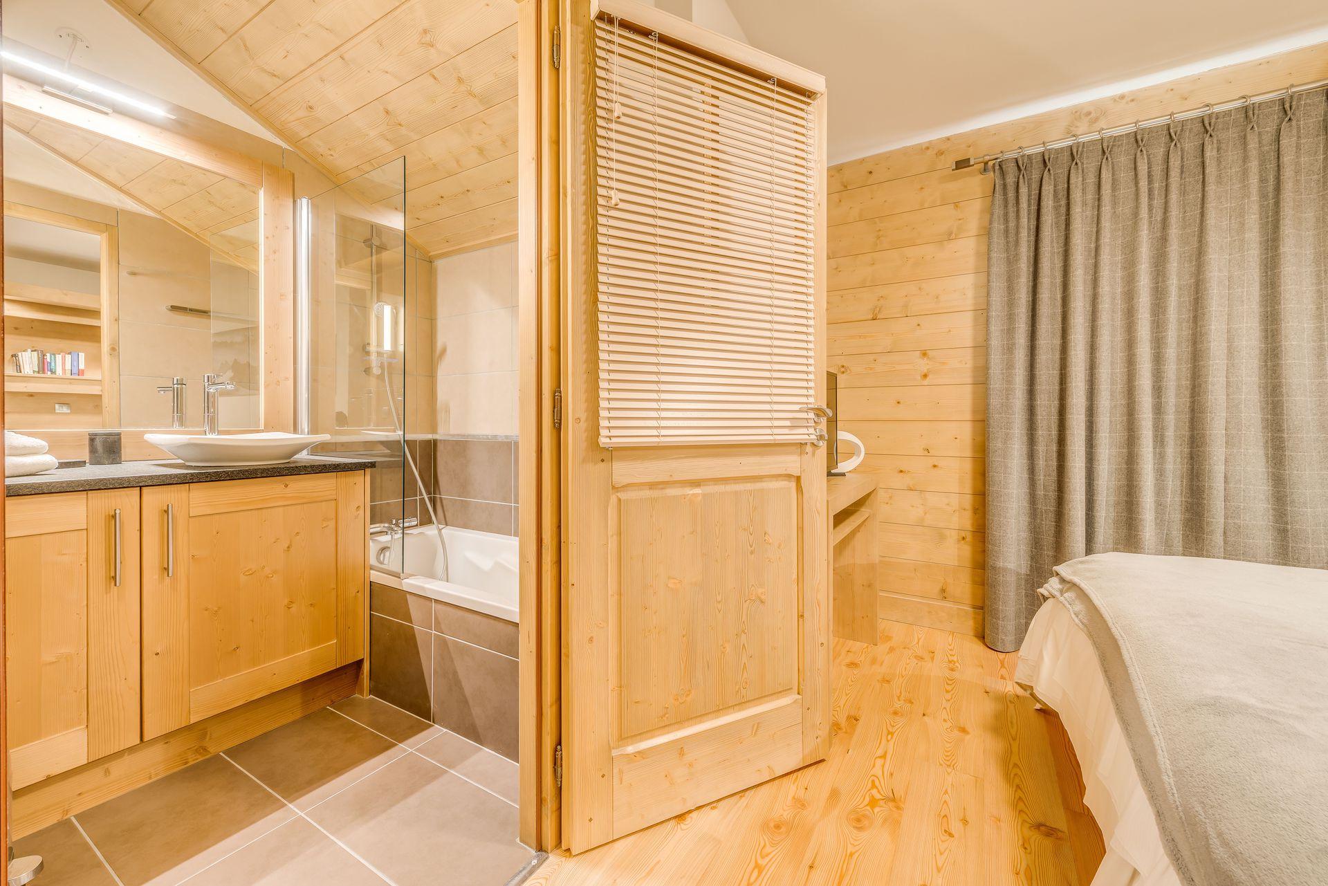 location-appartement-Champagny-en-Vanoise-8-personnes-2405-5-Alpissime