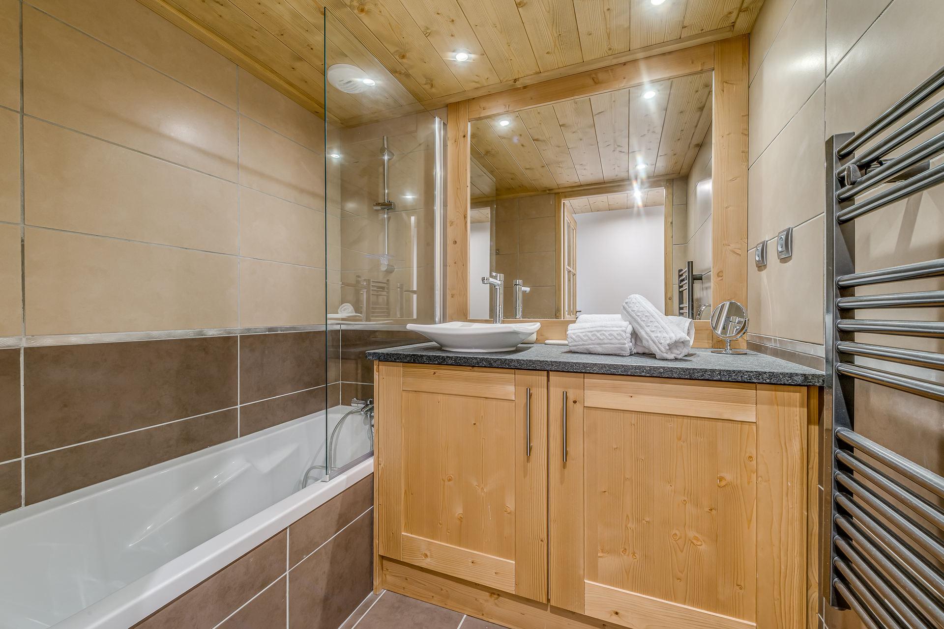 location-appartement-Champagny-en-Vanoise-6-personnes-2415-5-Alpissime