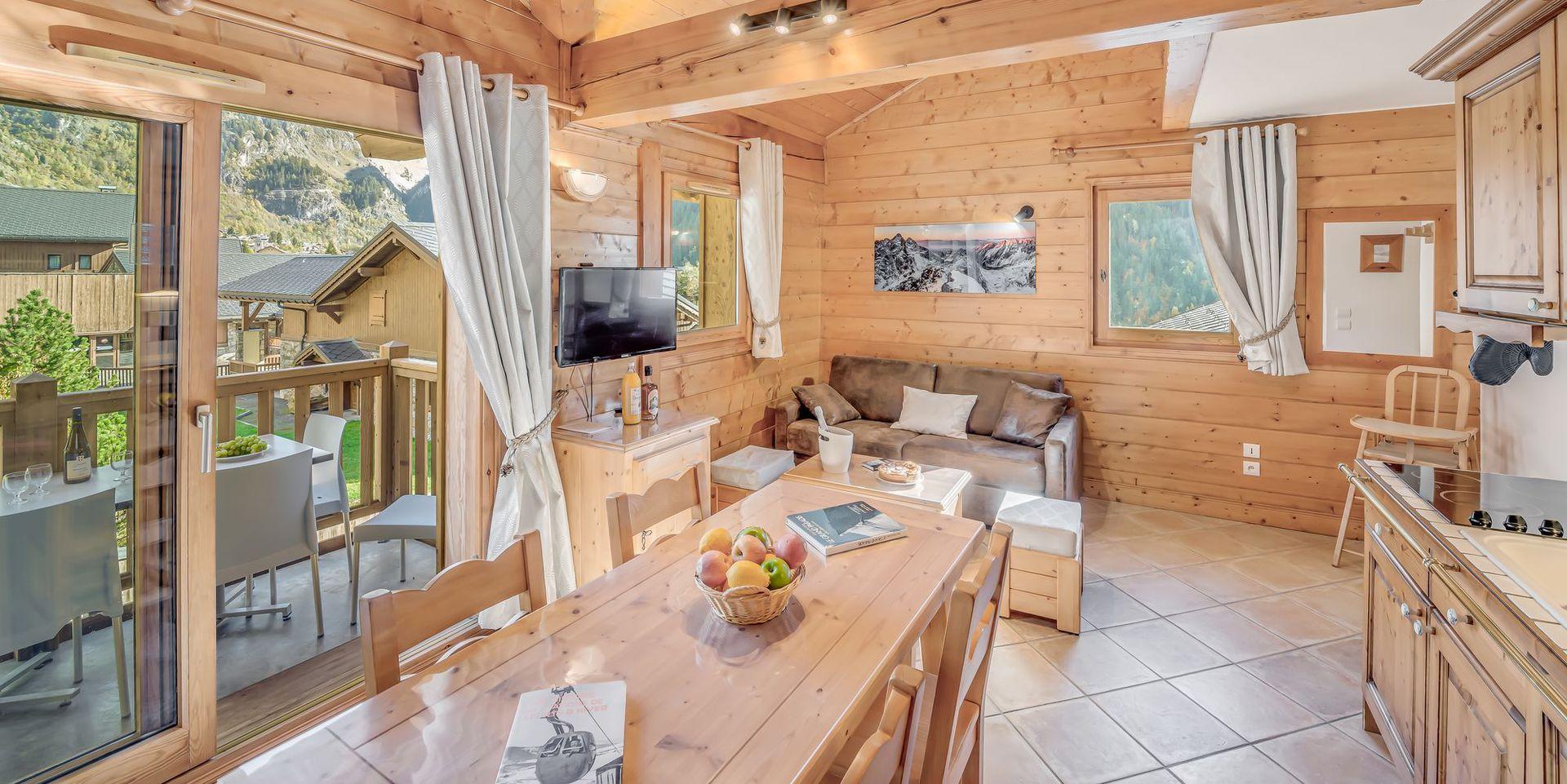 location-appartement-Champagny-en-Vanoise-6-personnes-2418-2-Alpissime