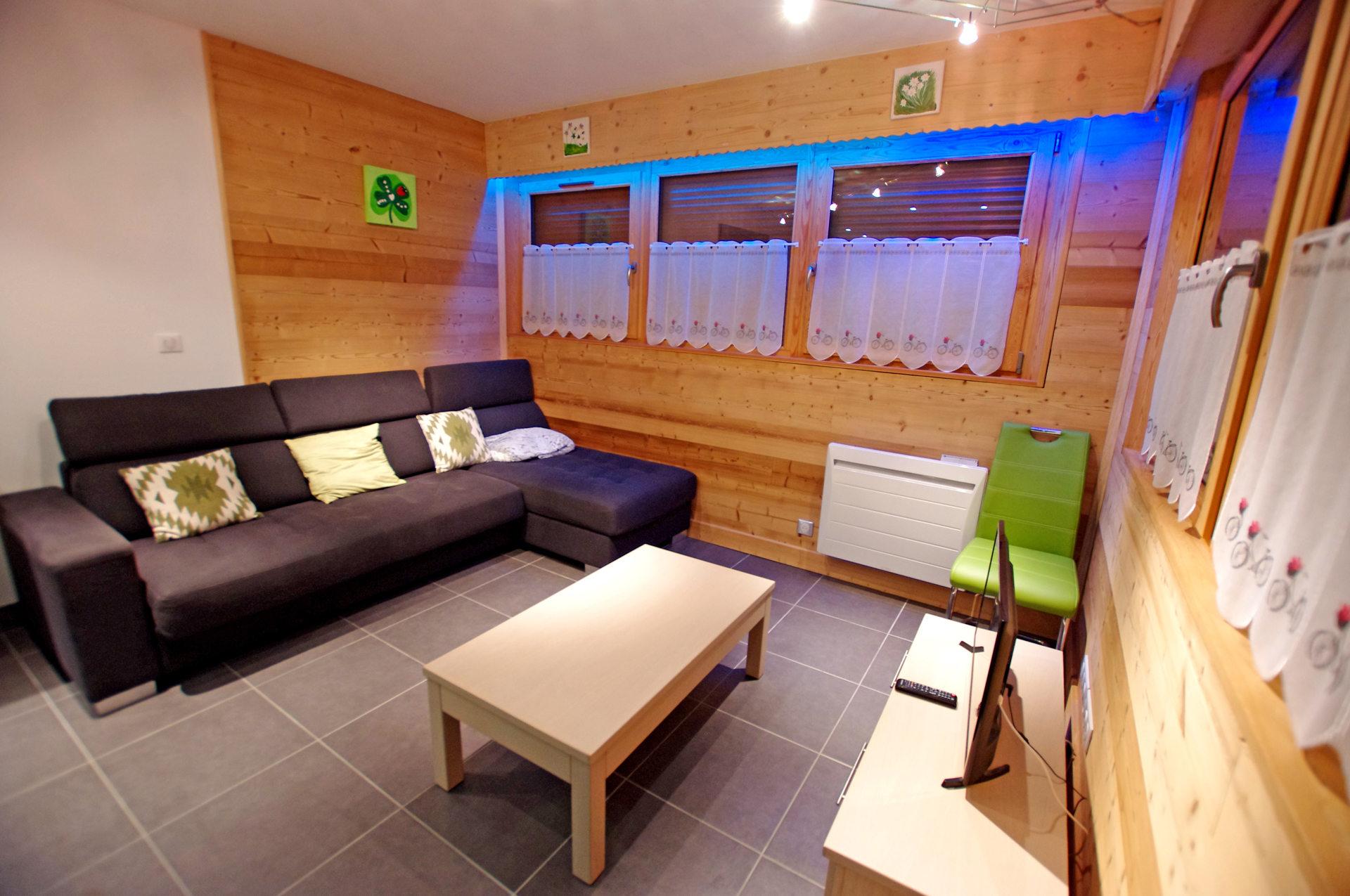 location-appartement-Champagny-en-Vanoise-6-personnes-2421-2-Alpissime
