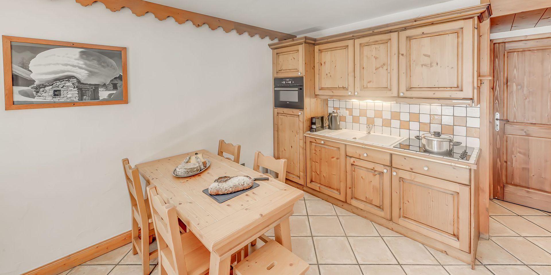 location-appartement-Champagny-en-Vanoise-6-personnes-2427-4-Alpissime
