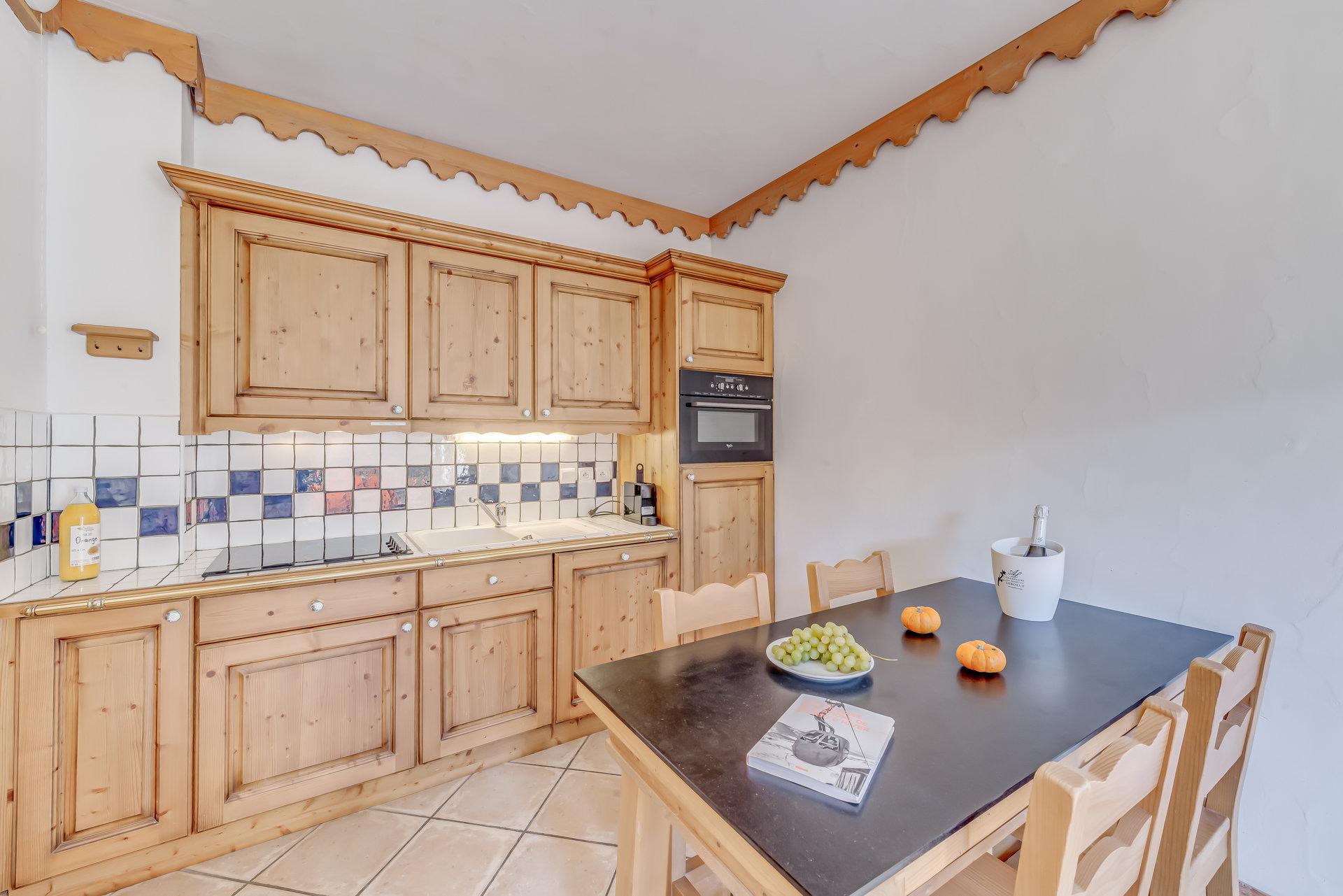 location-appartement-Champagny-en-Vanoise-6-personnes-2442-5-Alpissime