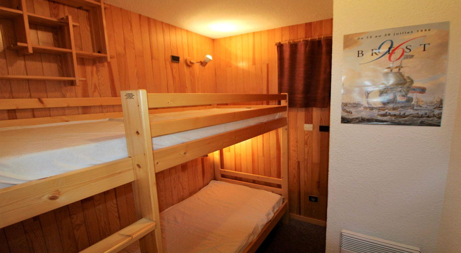 location-appartement-Champagny-en-Vanoise-6-personnes-2452-5-Alpissime