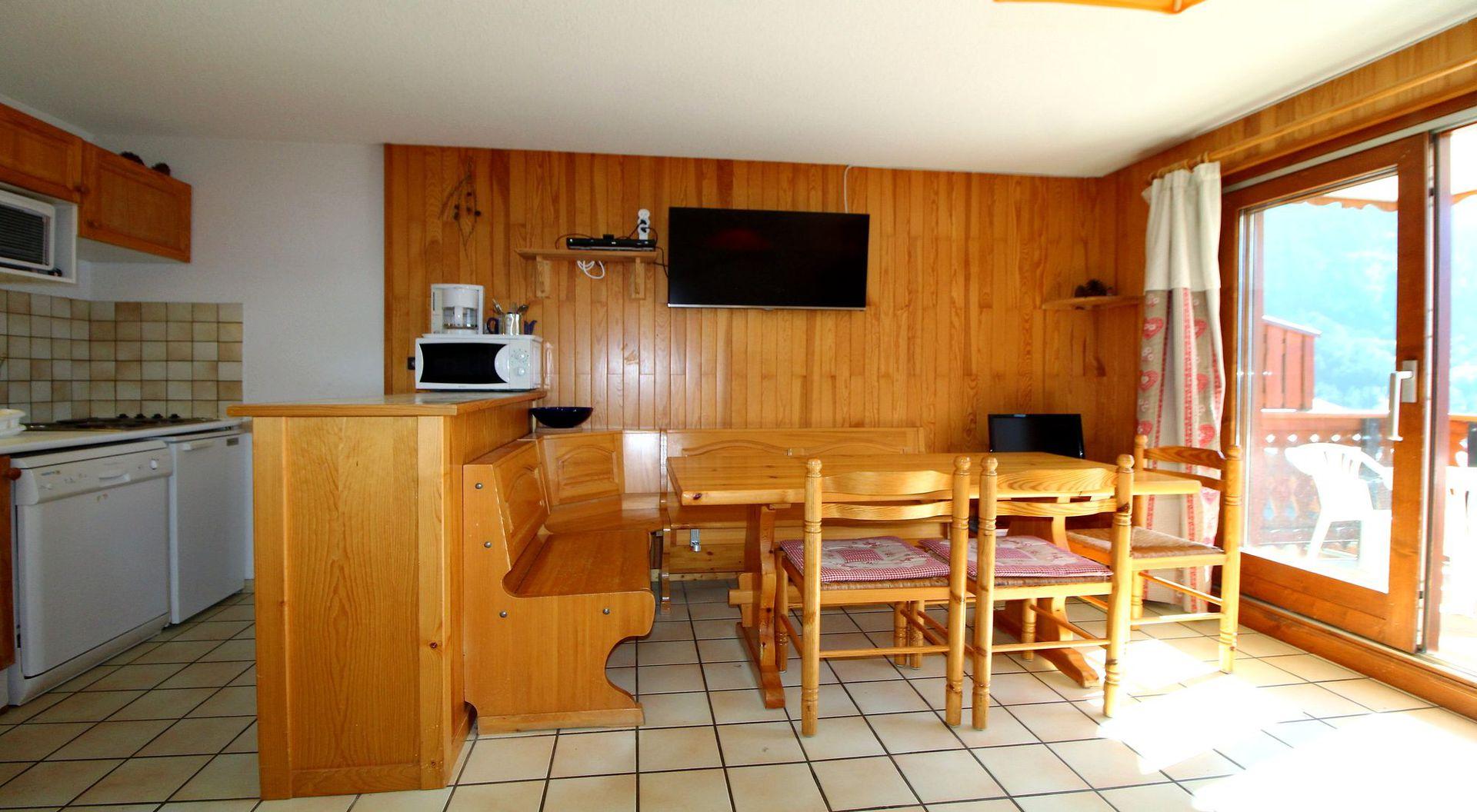 location-appartement-Champagny-en-Vanoise-6-personnes-2471-2-Alpissime