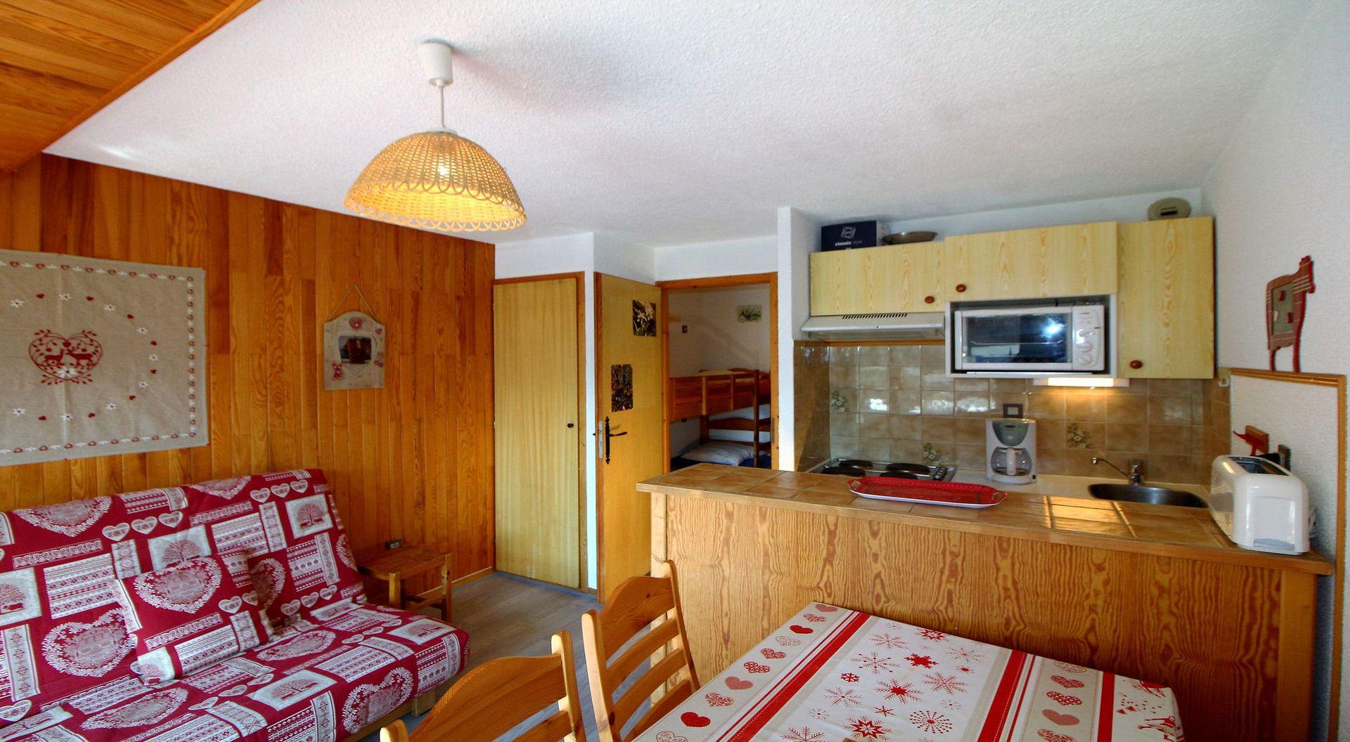 location-appartement-Champagny-en-Vanoise-5-personnes-2483-3-Alpissime