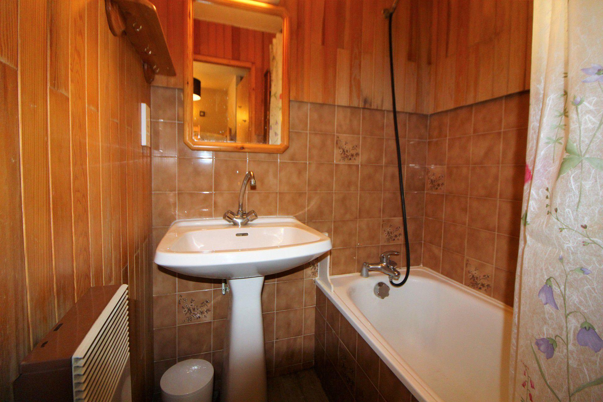 location-appartement-Champagny-en-Vanoise-4-personnes-2490-5-Alpissime