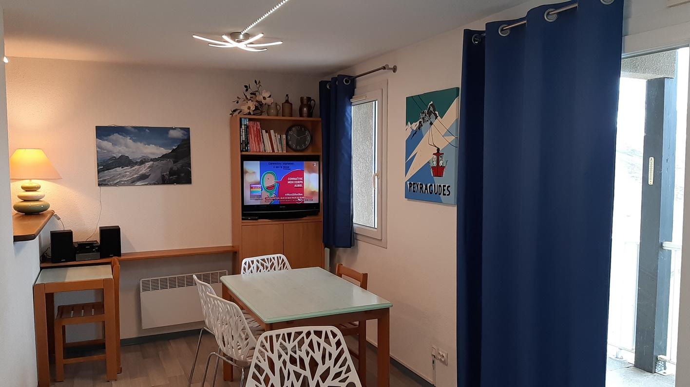 location-appartement-Peyresourde-8-personnes-2728-3-Alpissime